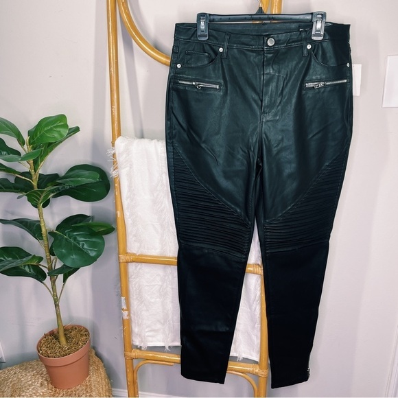 NWT BlankNYC Black Leather Skinny Jeans sz 32